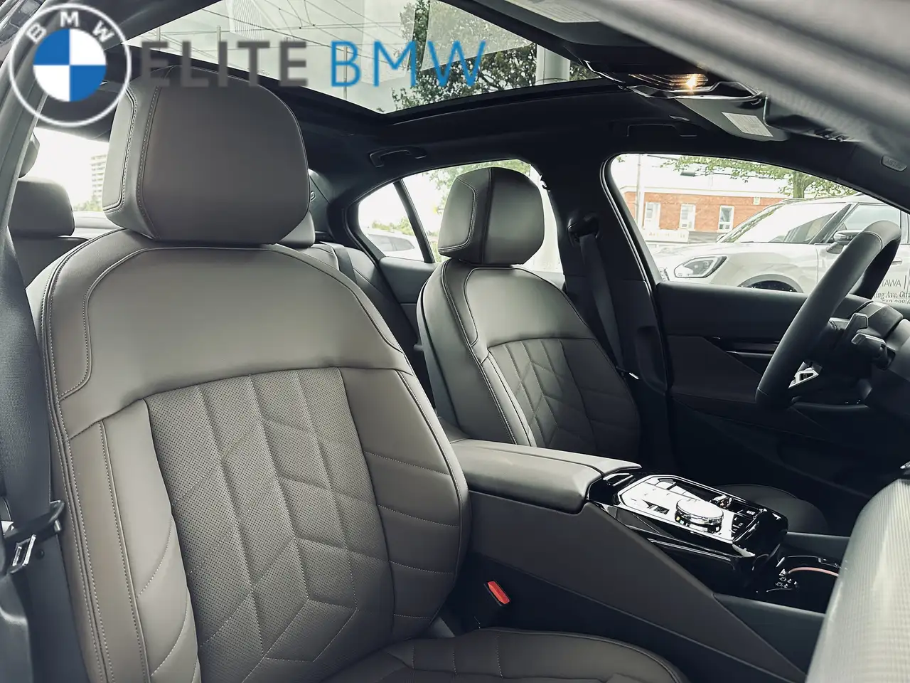 BMW 5 Series - Image 28