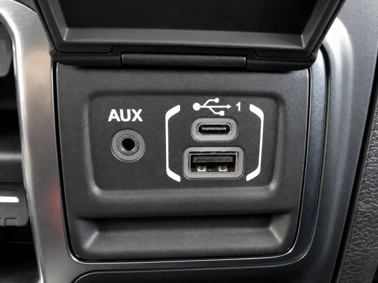 Jeep Gladiator - Image 14
