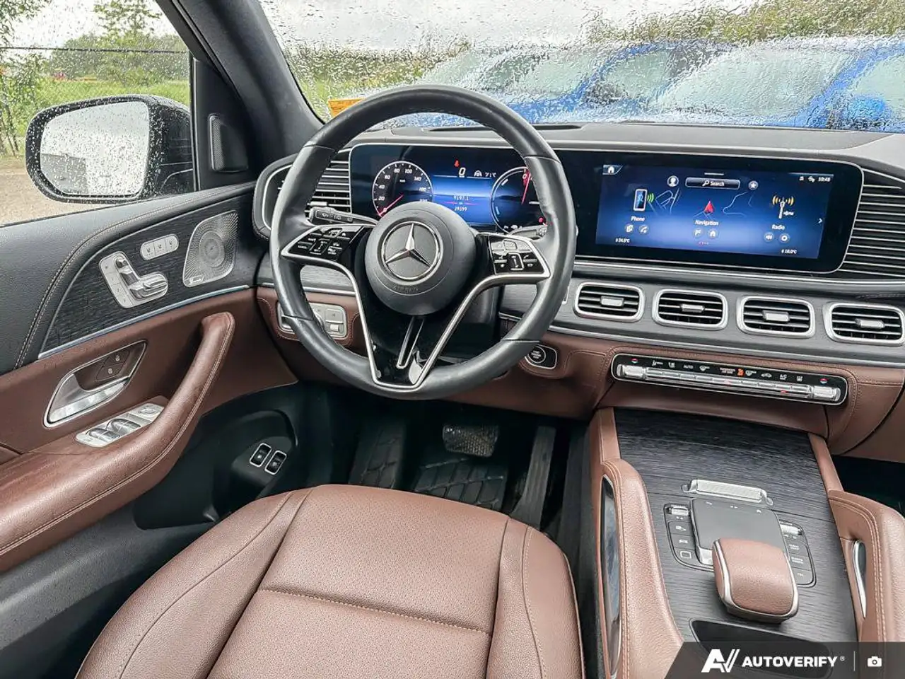 Mercedes-Benz GLE - Image 18