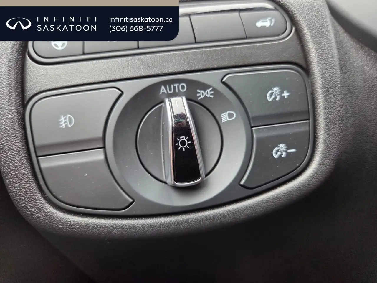 Infiniti QX50 - Image 18