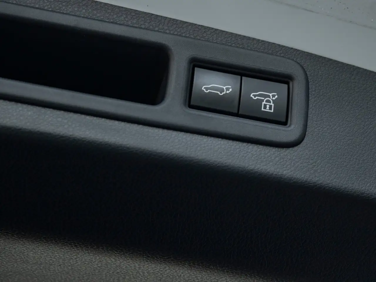 Lexus RX - Image 6
