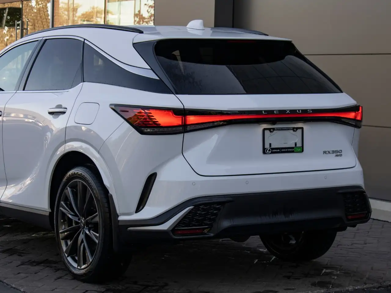 Lexus RX - Image 4