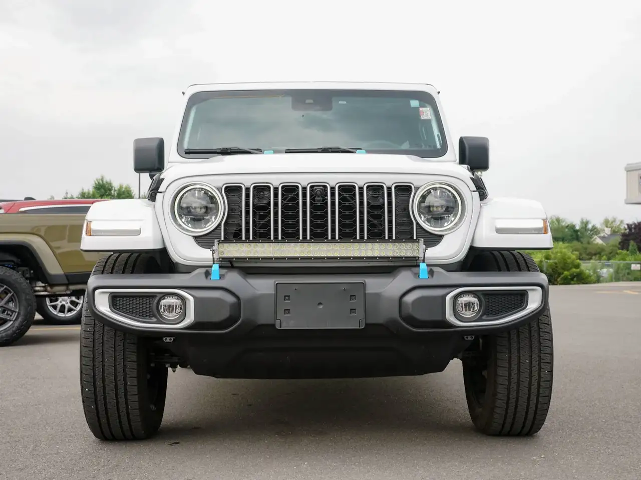 Jeep Wrangler - Image 2