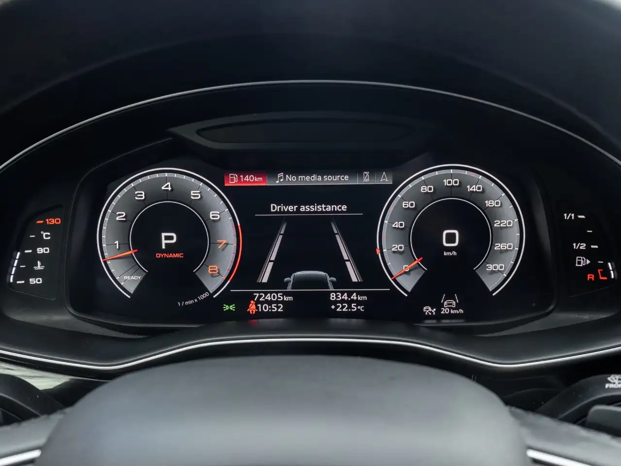 Audi Q7 - Image 13