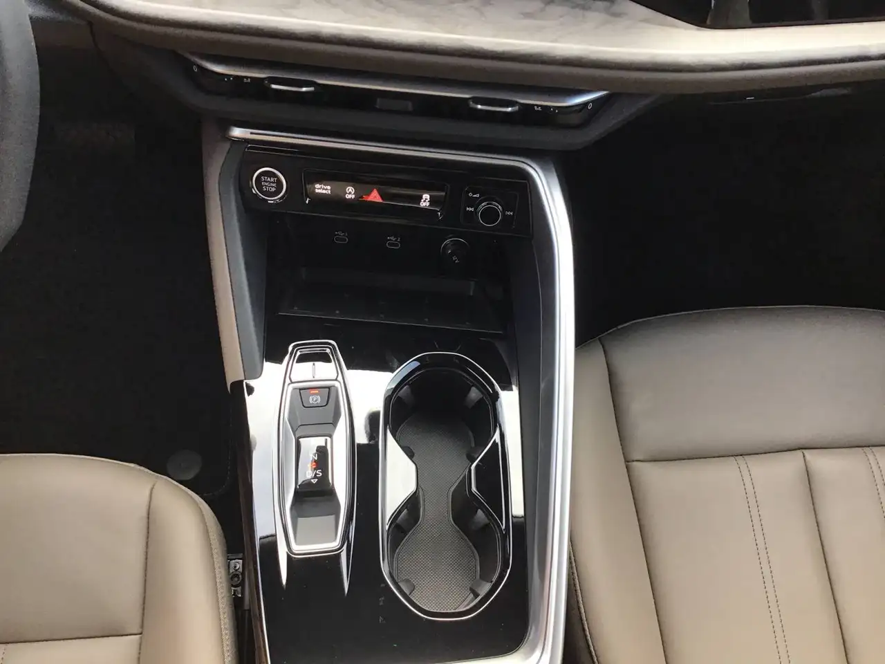Audi Q5 - Image 20