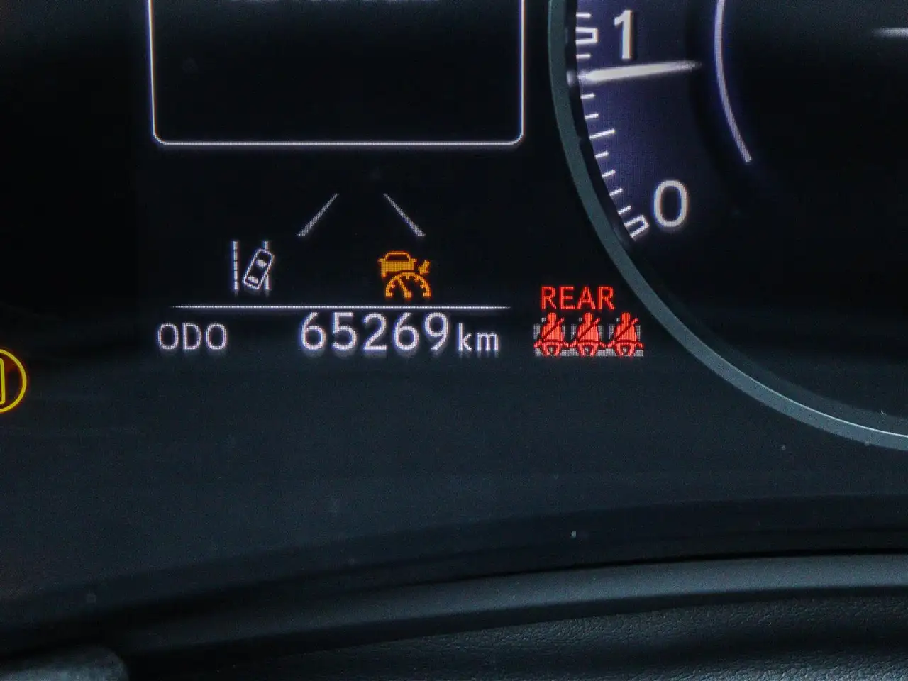 Lexus NX 350 - Image 28