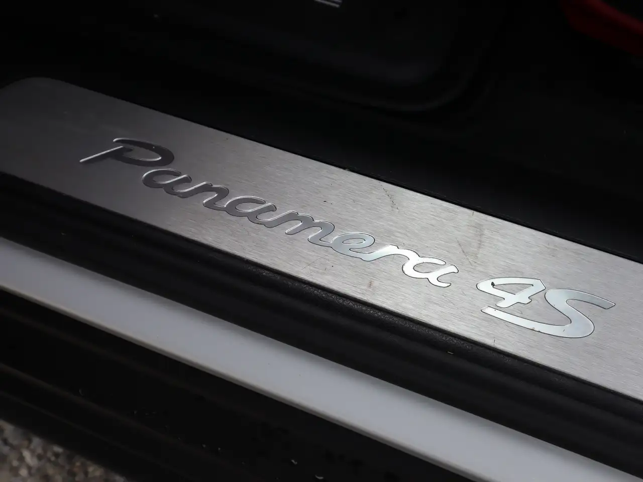 Porsche Panamera - Image 20
