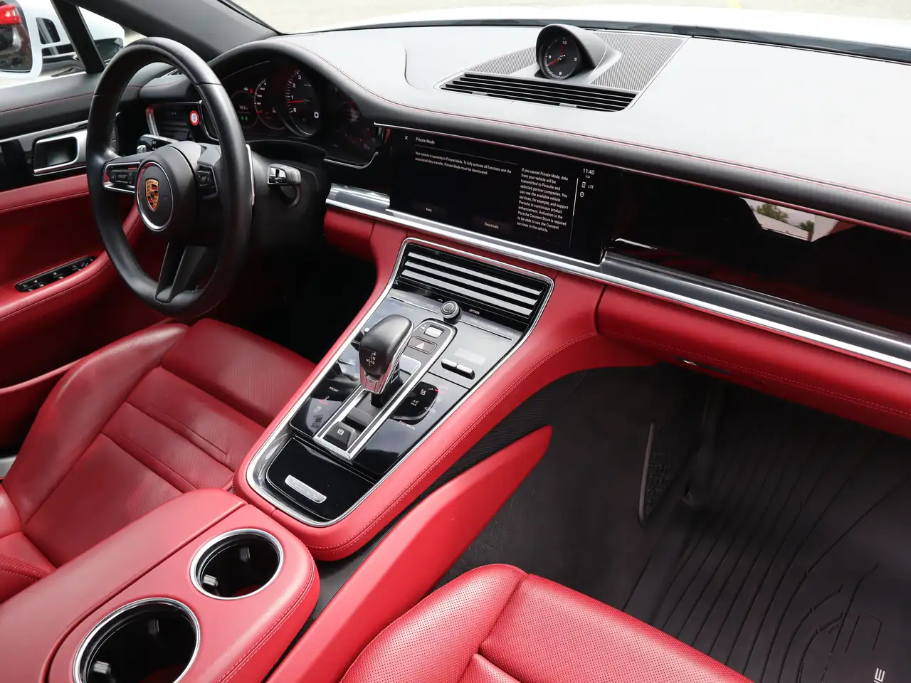 Porsche Panamera - Image 22