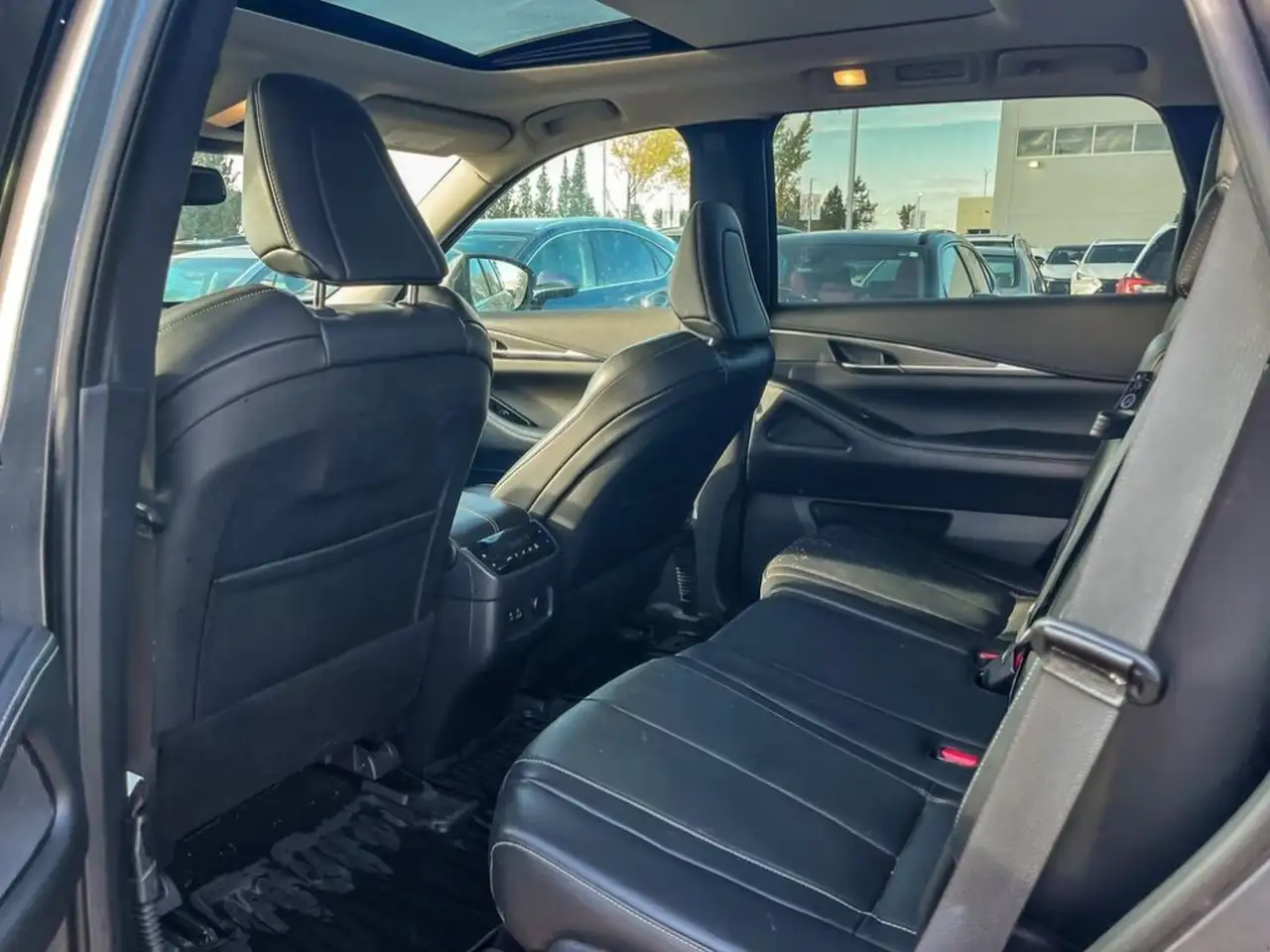 Infiniti QX60 - Image 21