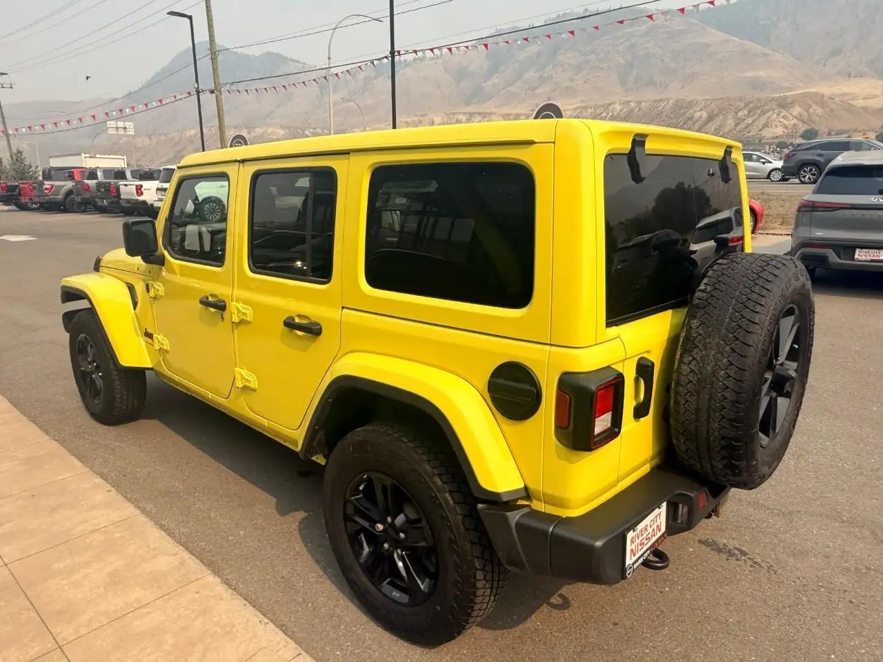 Jeep Wrangler - Image 7