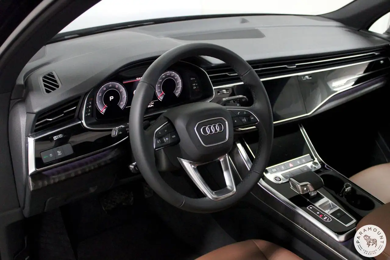Audi Q7 - Image 11