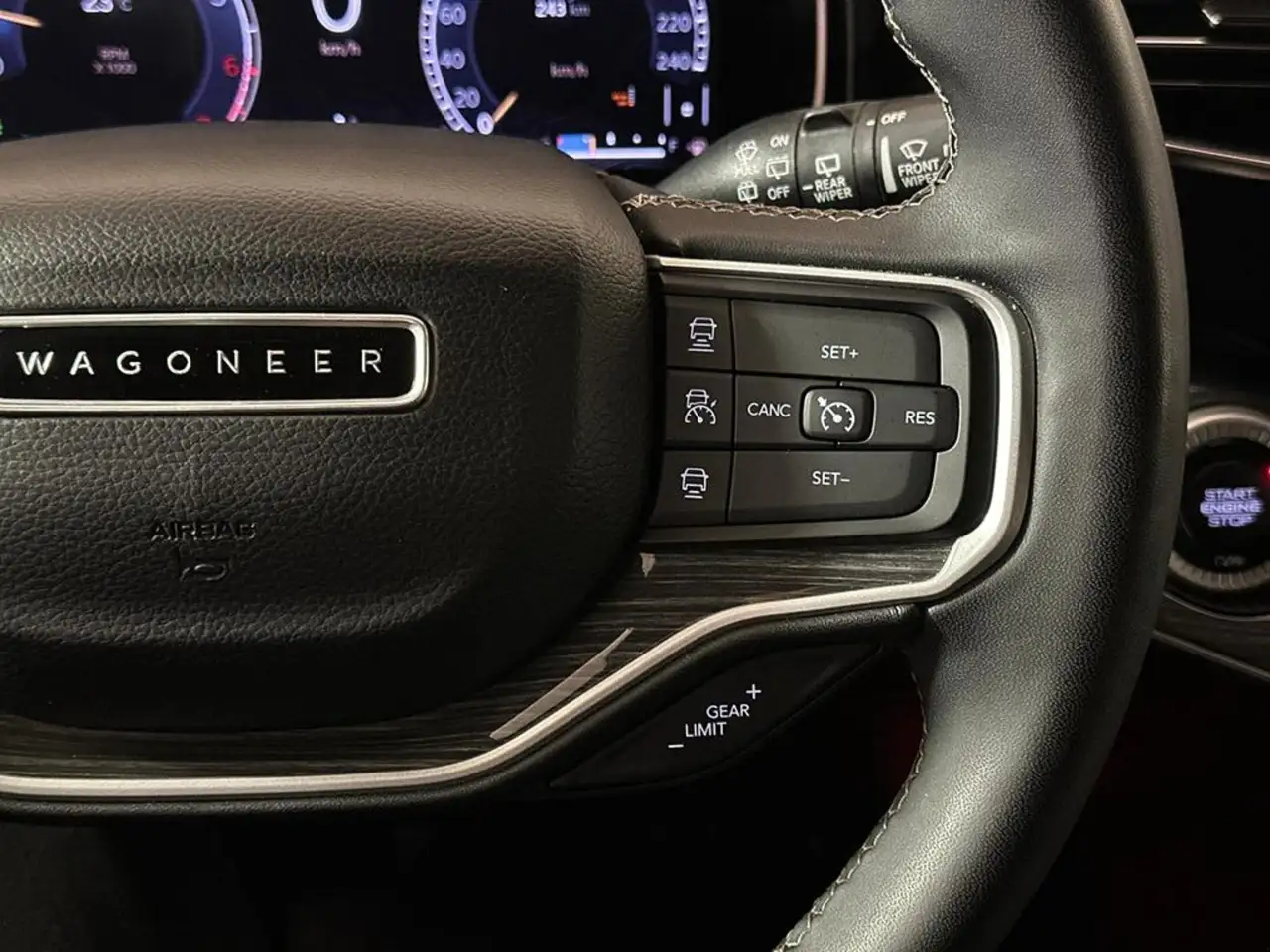 Jeep Wagoneer - Image 21