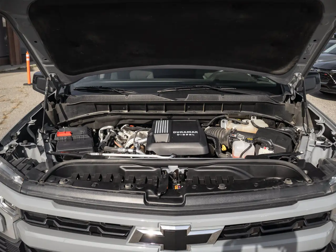 Chevrolet Silverado 1500 - Image 15