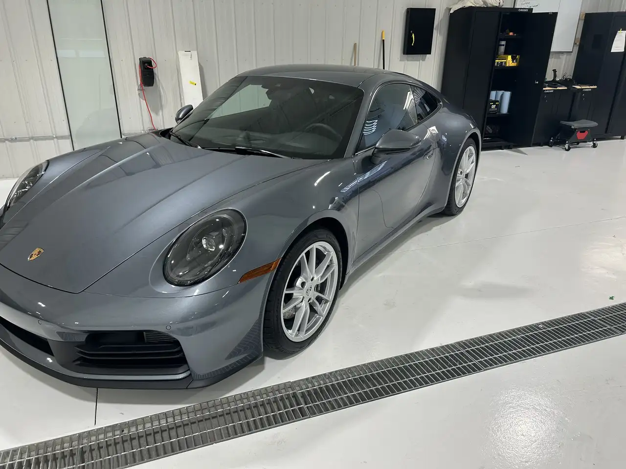 Porsche 911 - Image 8