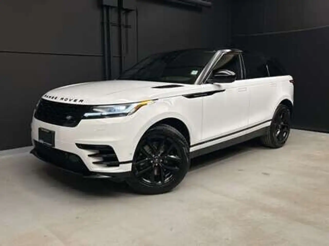 Land Rover Range Rover Velar - Image 1