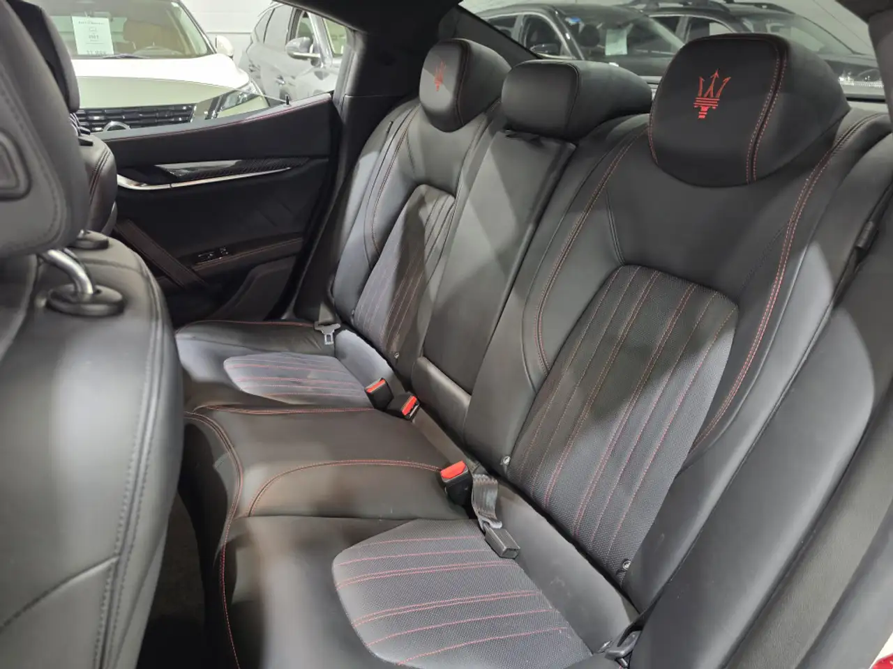 Maserati Ghibli - Image 31