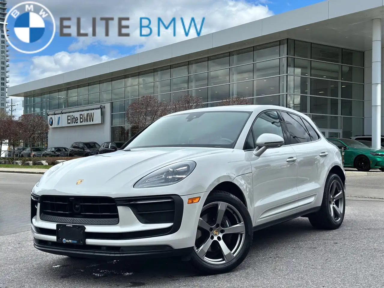 Porsche Macan - Image 36