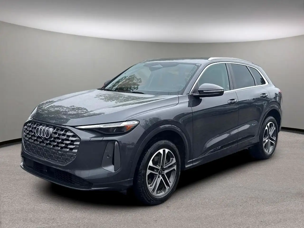 Audi Q5 - Image 1