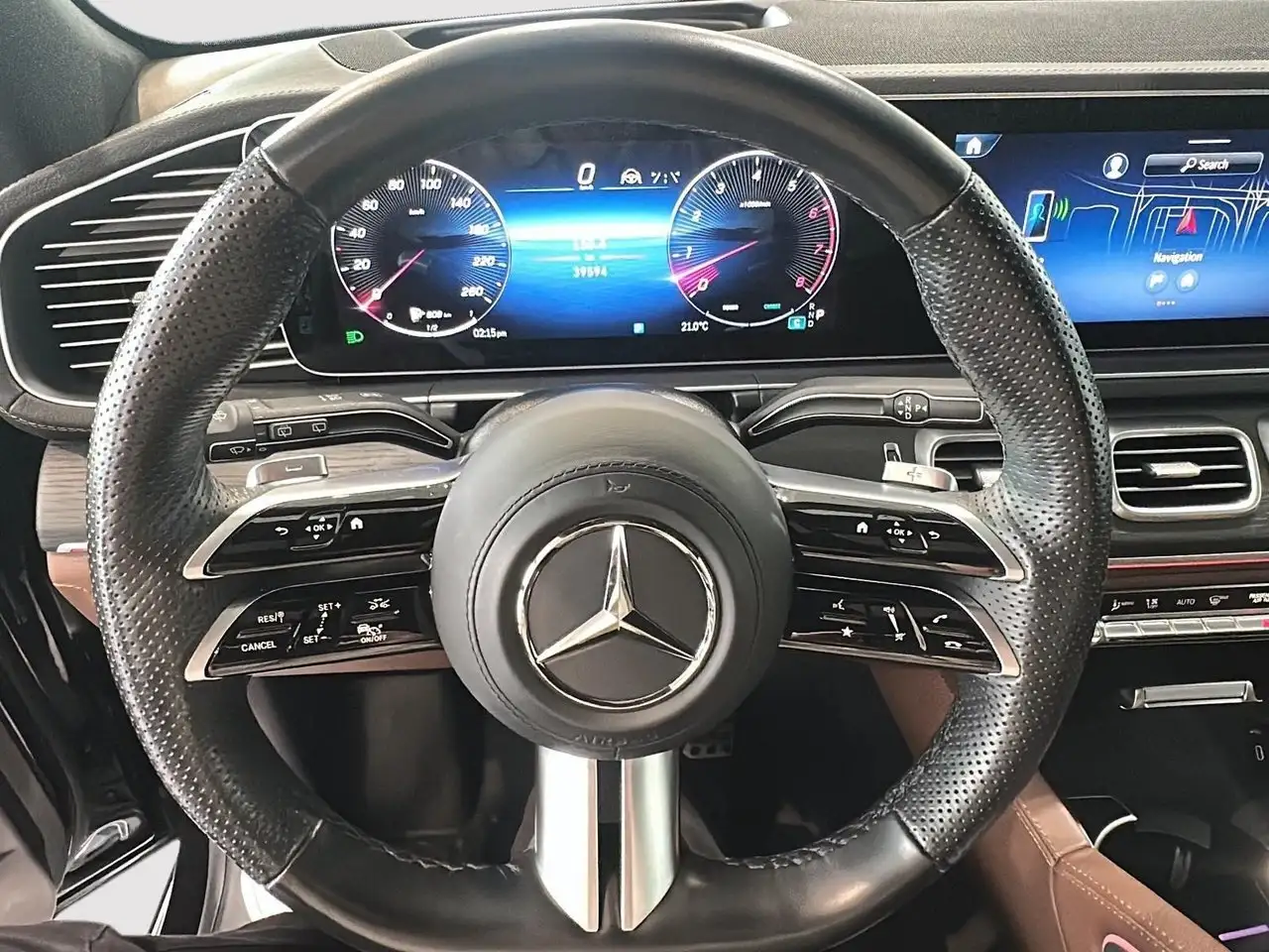 Mercedes-Benz GLS - Image 11