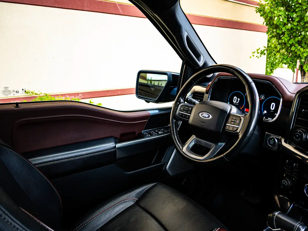 Ford F-150 - Image 34