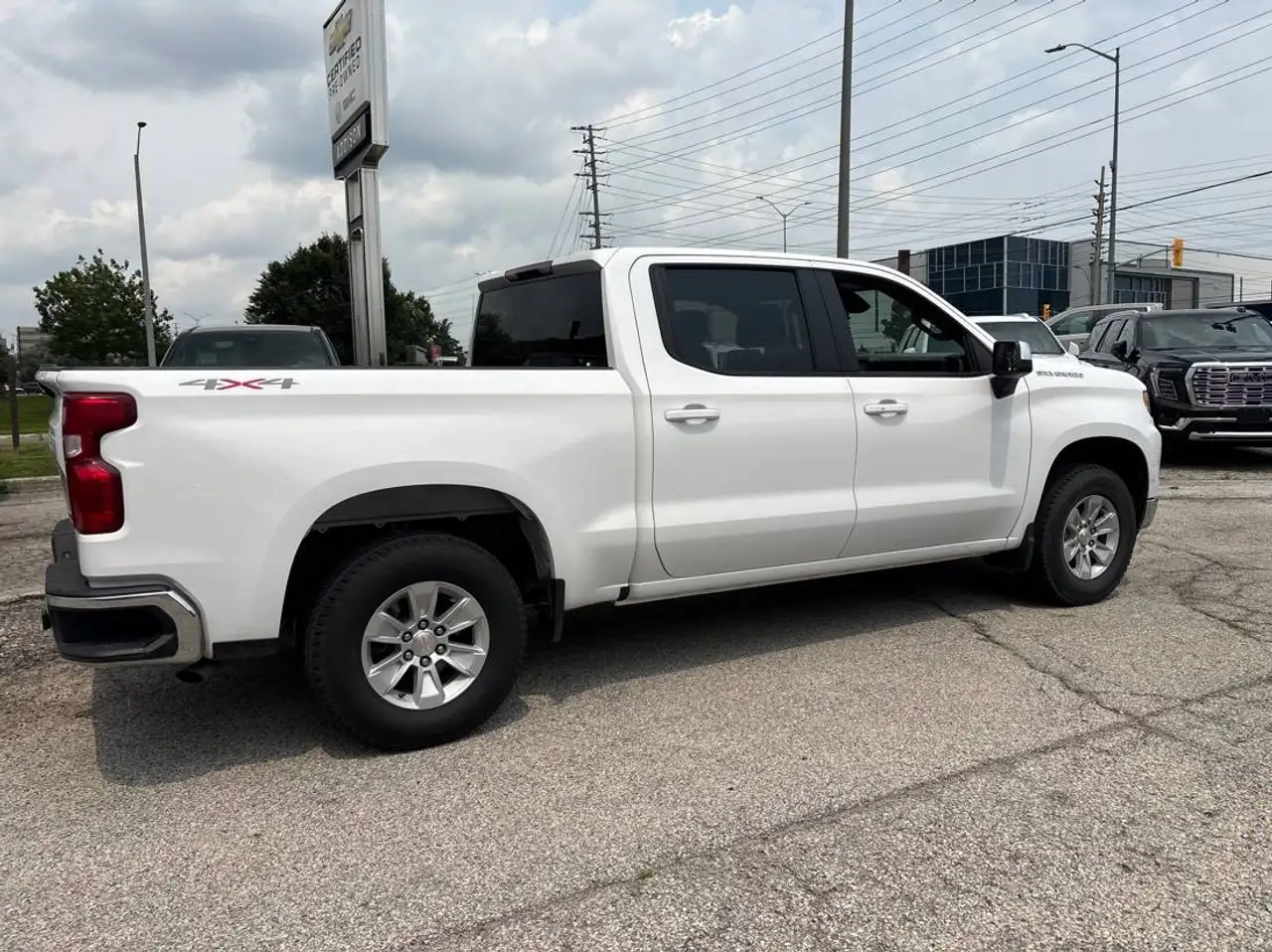 Chevrolet Silverado 1500 - Image 7
