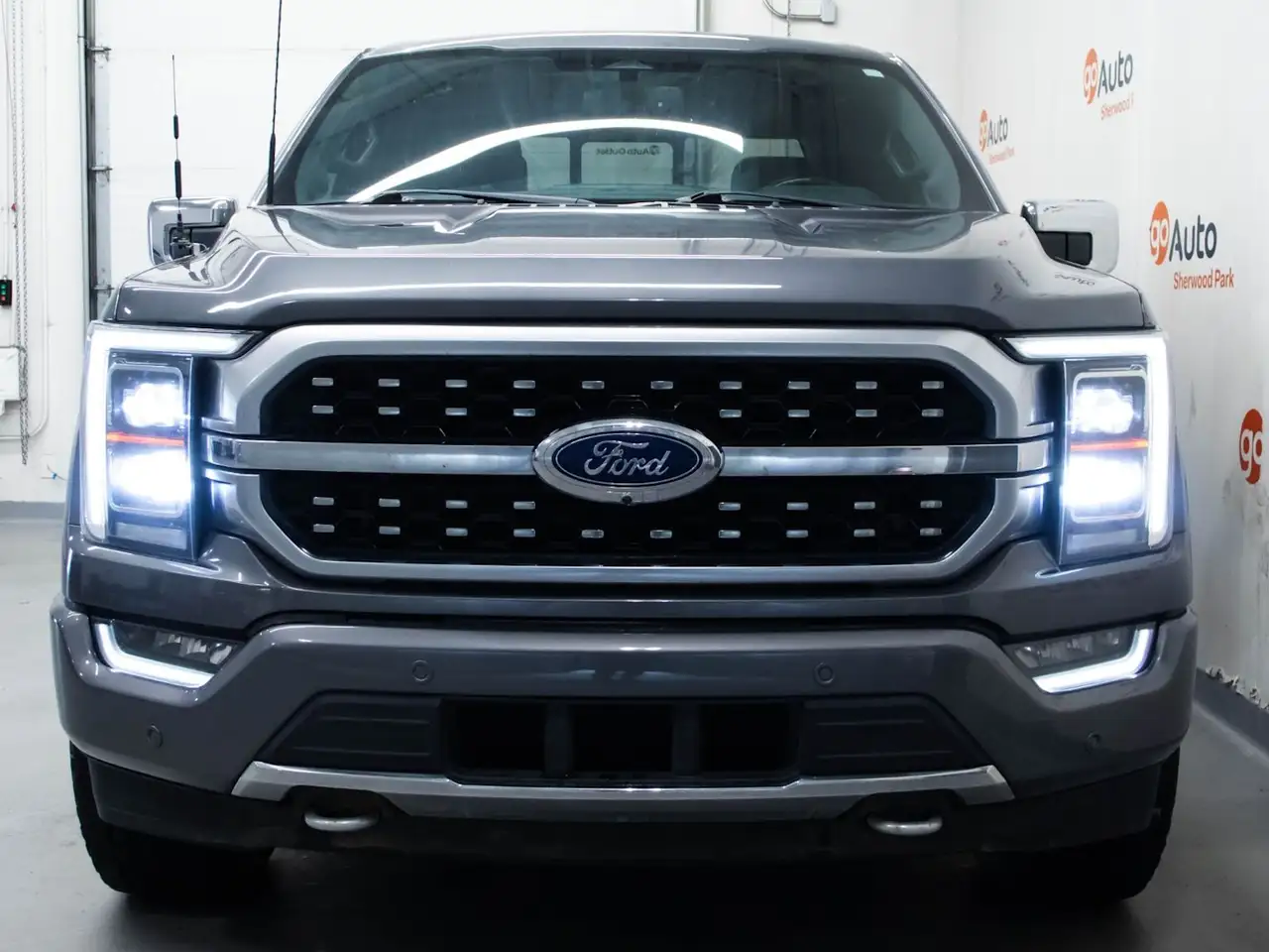 Ford F-150 - Image 2