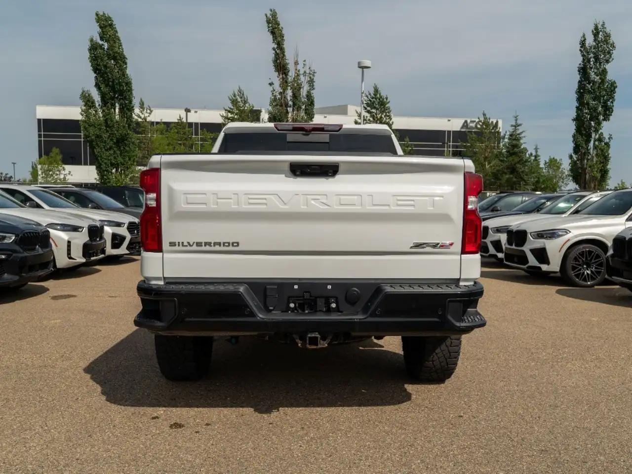 Chevrolet Silverado 1500 - Image 6