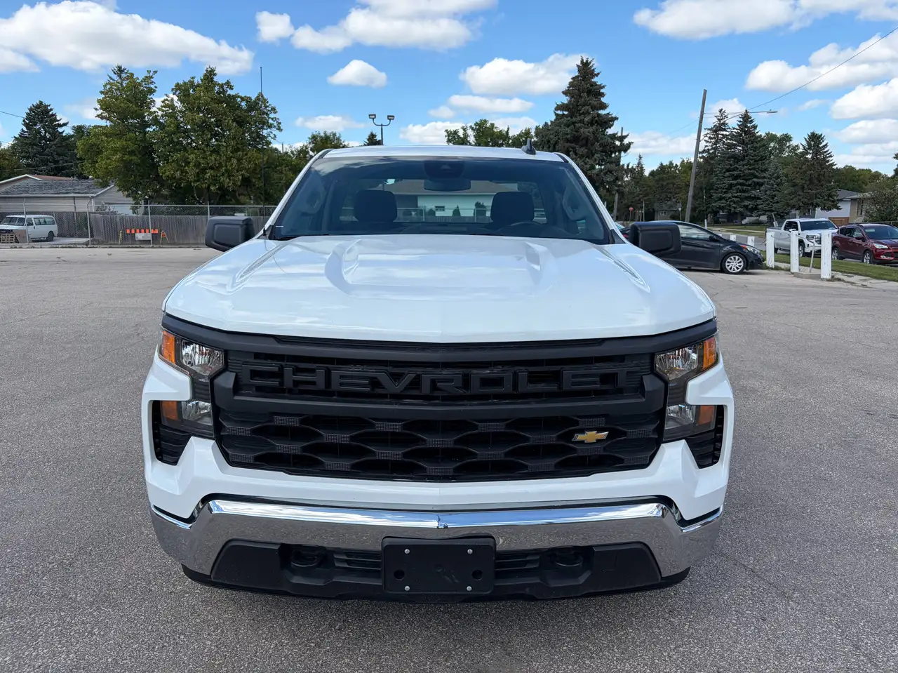 Chevrolet Silverado 1500 - Image 4