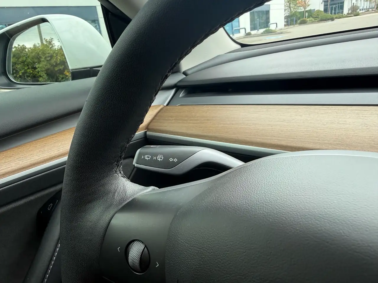 Tesla Model 3 - Image 15