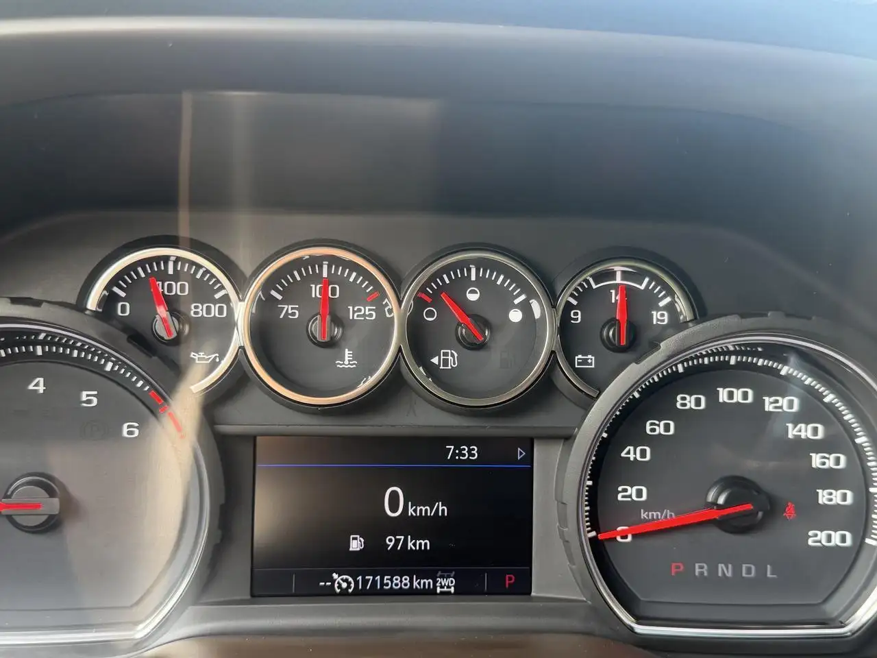 Chevrolet Silverado 1500 - Image 23