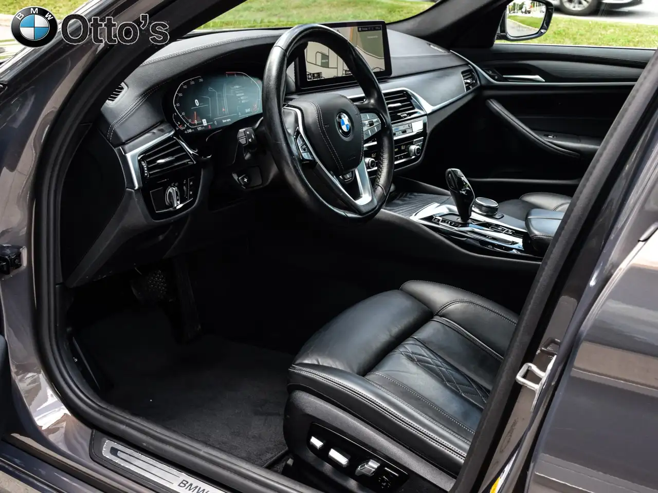 BMW 5 Series - Image 10