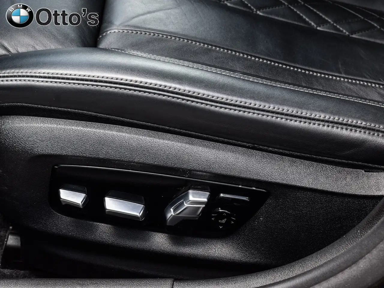 BMW 5 Series - Image 28