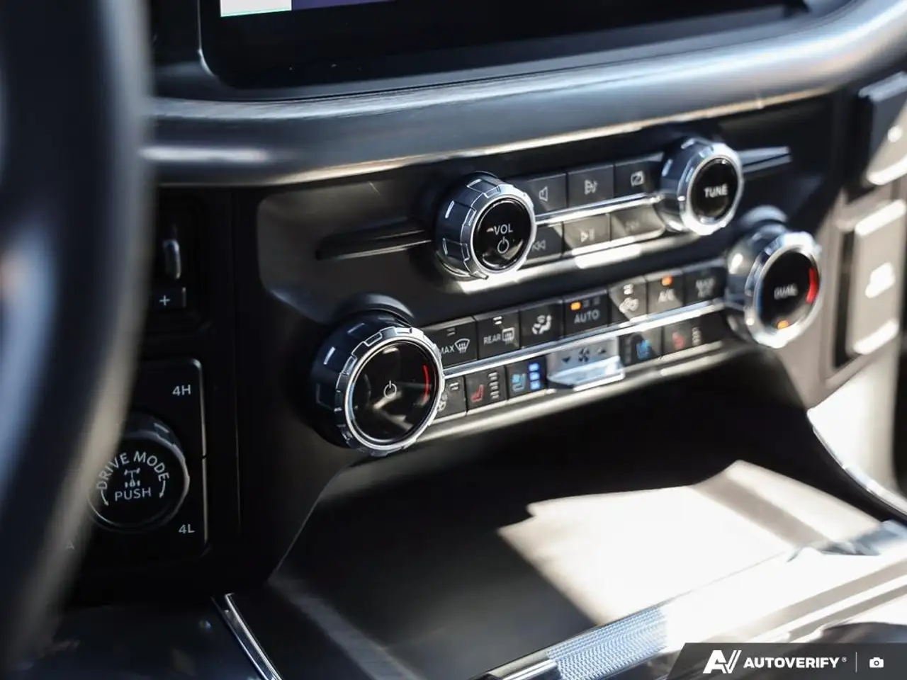 Ford F-150 - Image 20