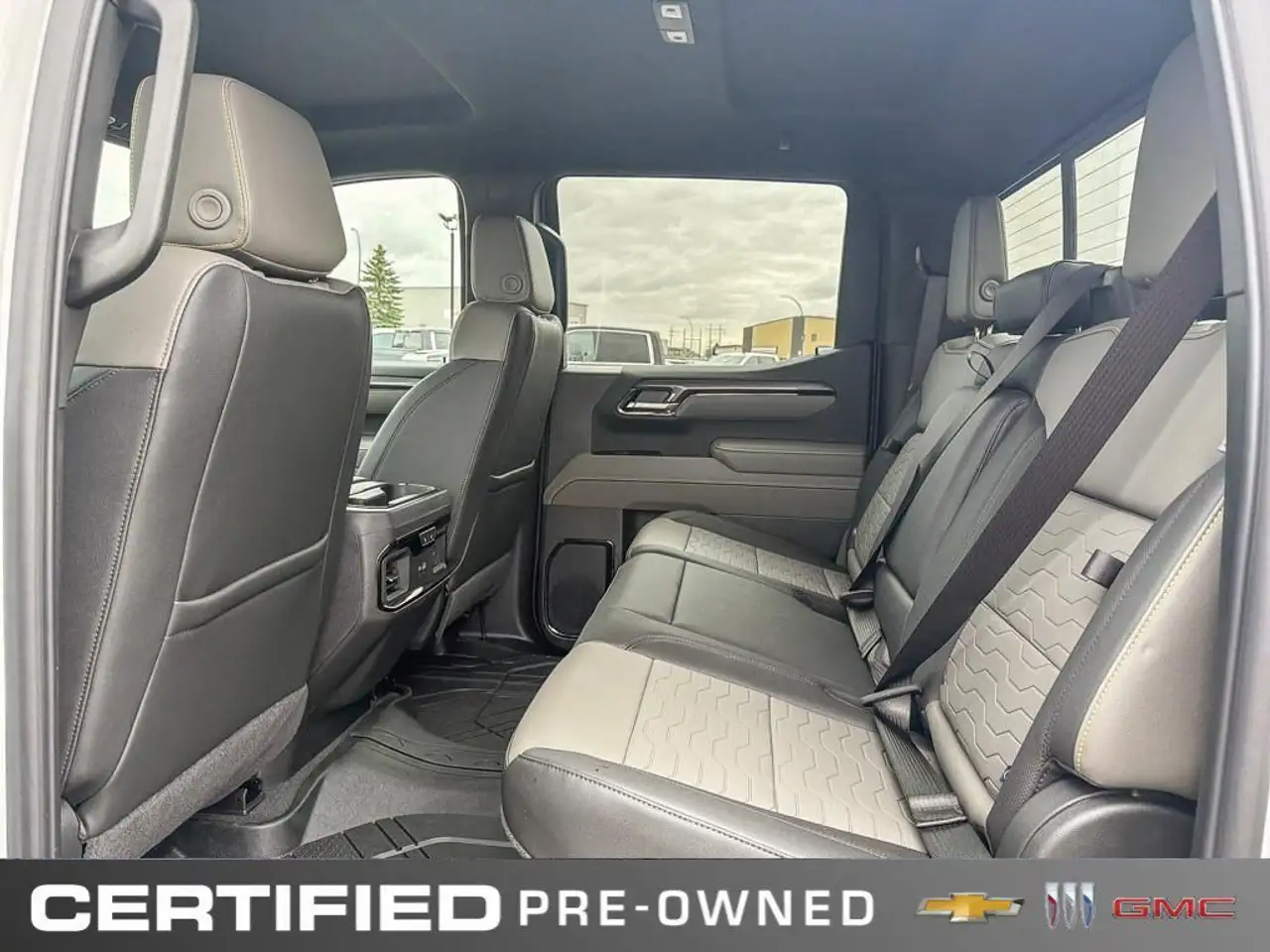 Chevrolet Silverado 1500 - Image 27