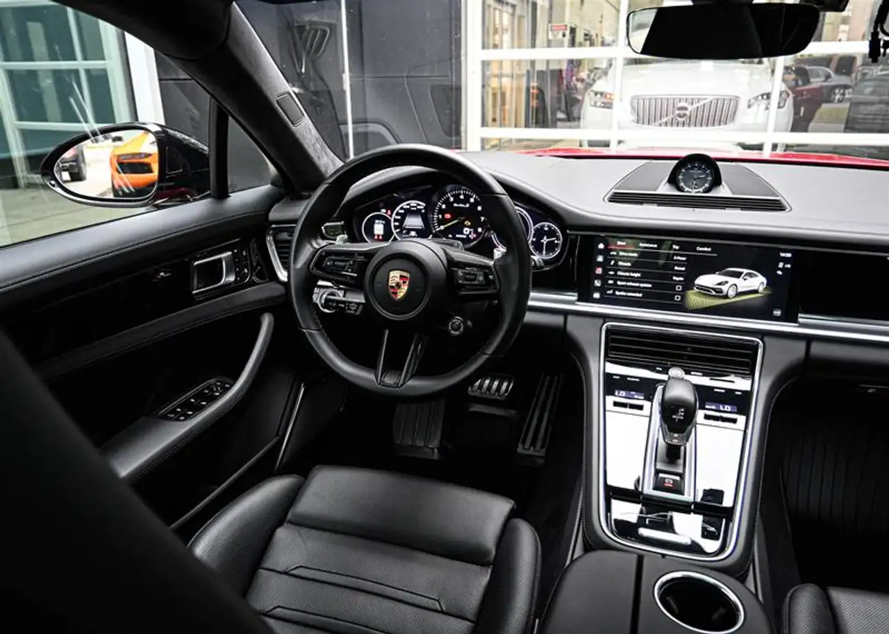 Porsche Panamera - Image 13