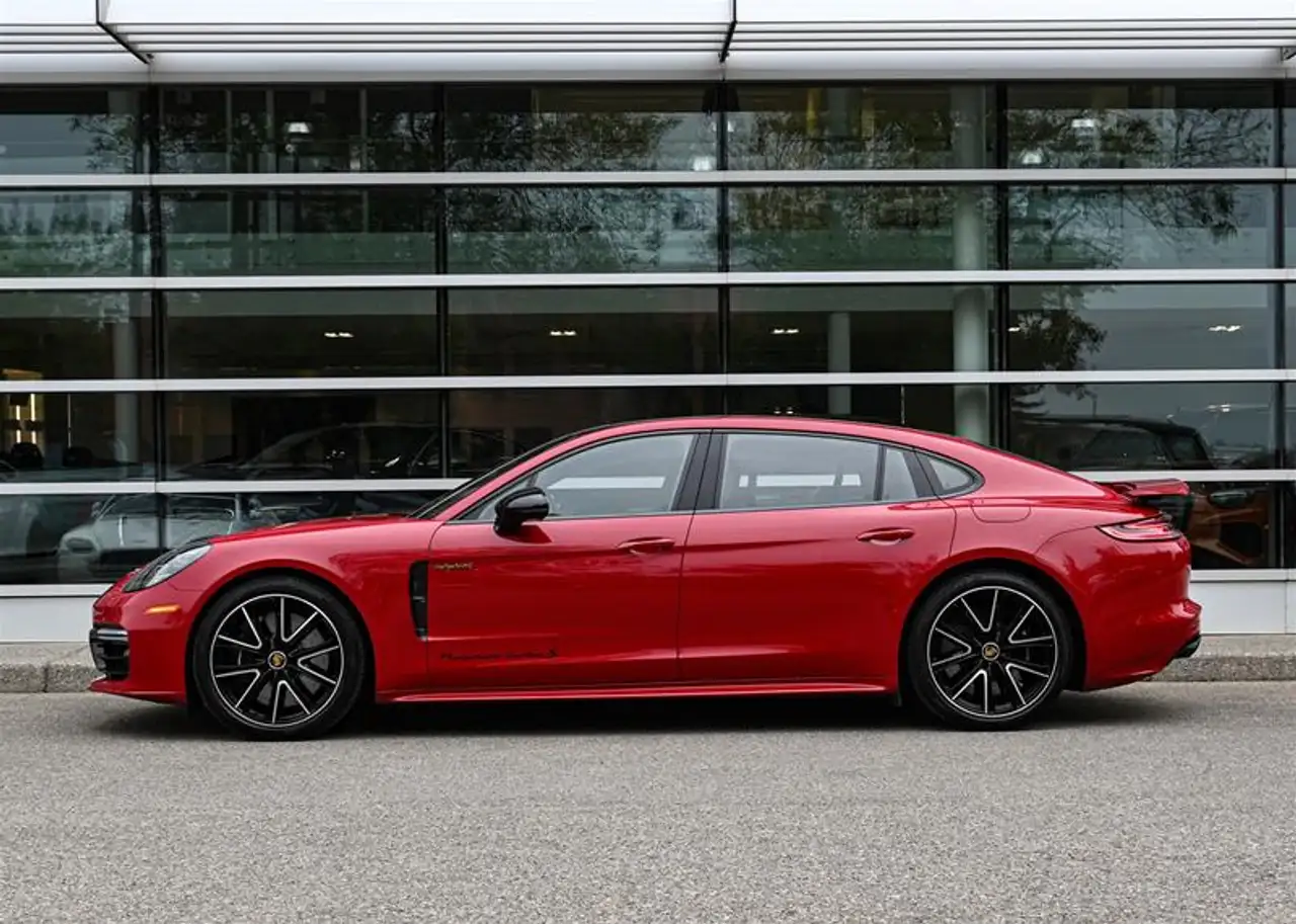 Porsche Panamera - Image 3