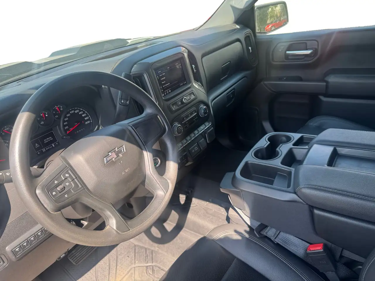Chevrolet Silverado 1500 - Image 13