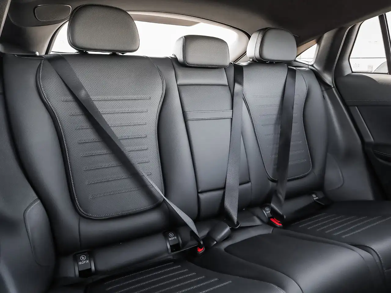 Mercedes-Benz GLC - Image 16