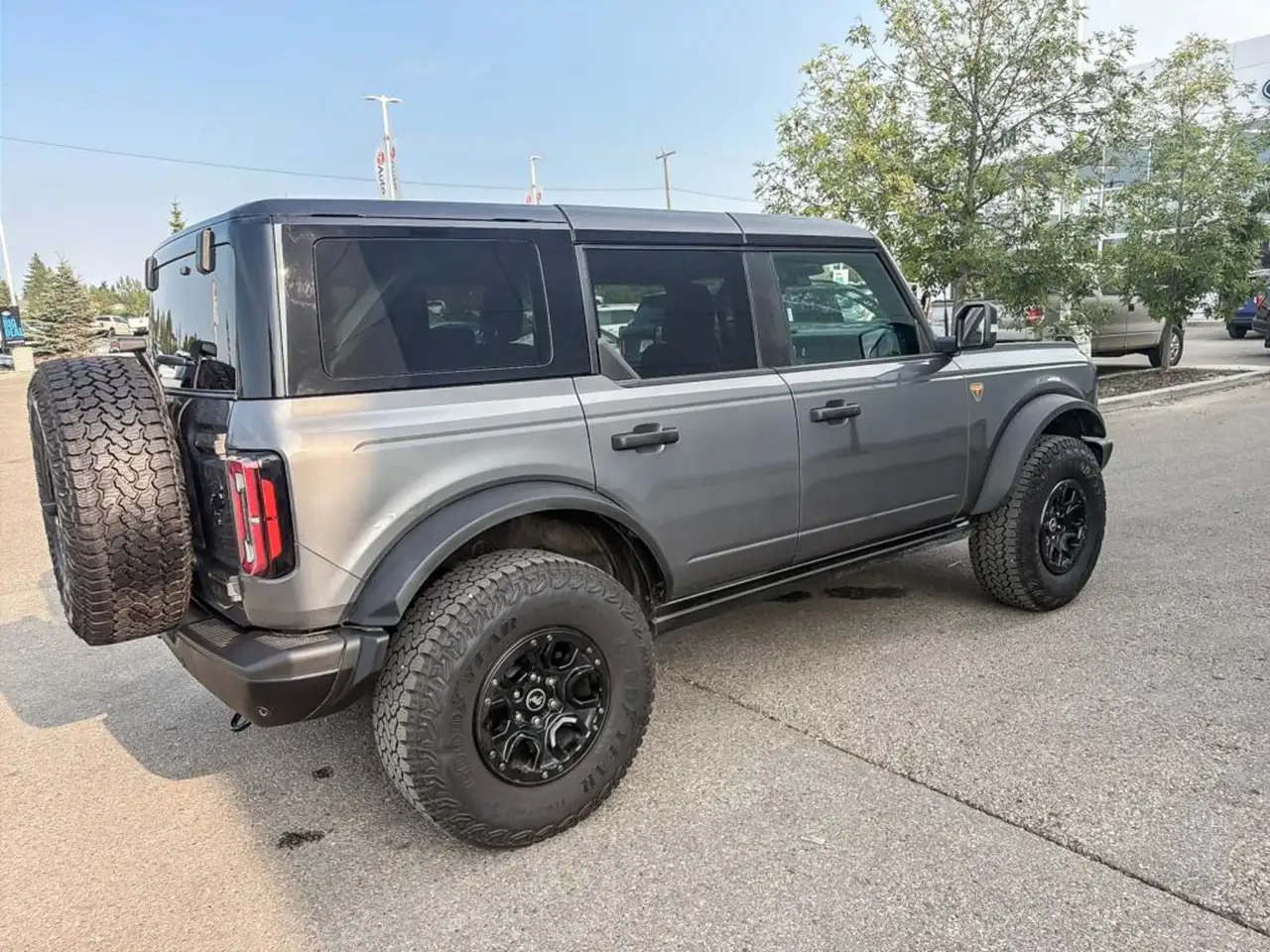 Ford Bronco - Image 26