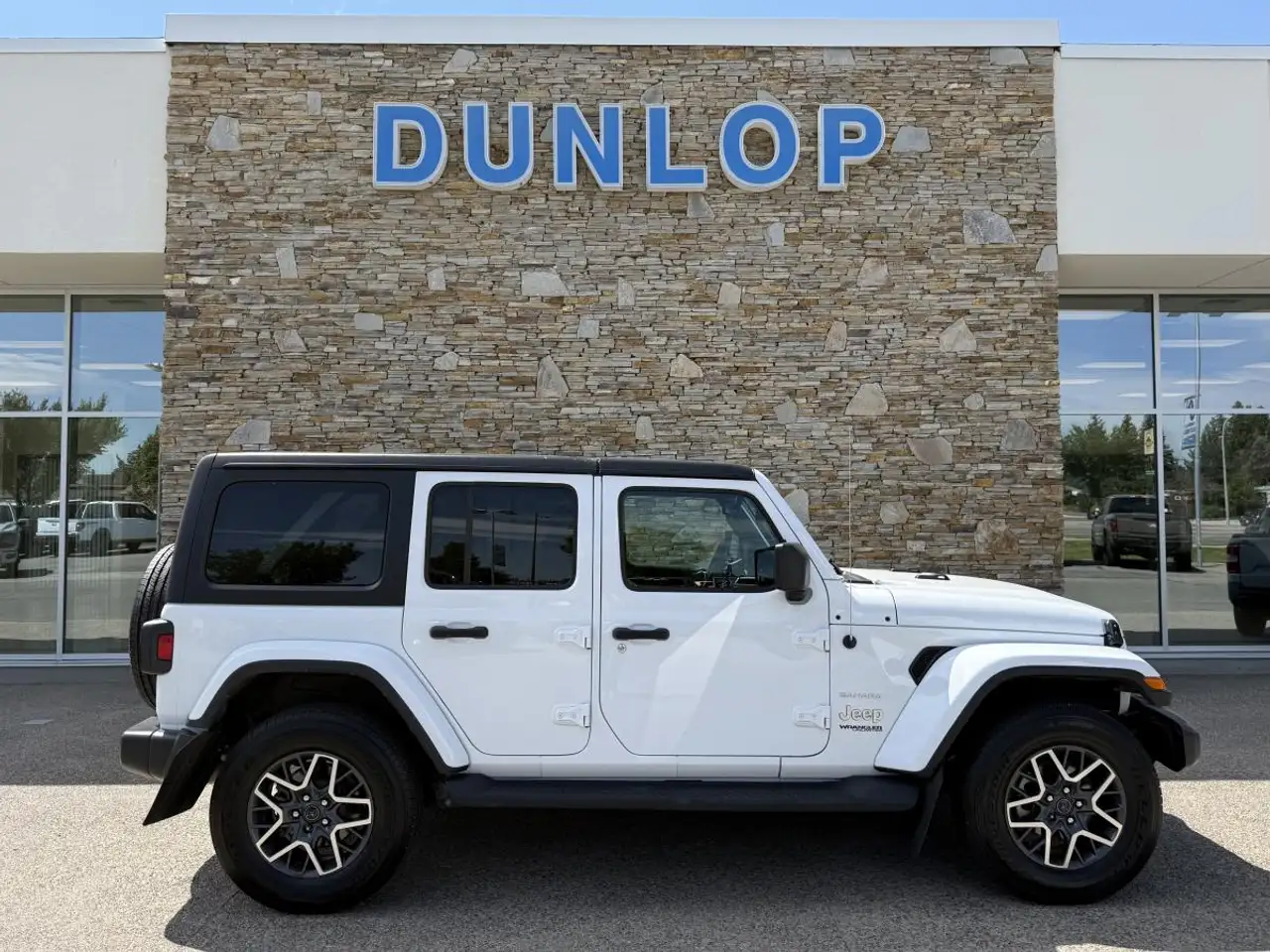 Jeep Wrangler - Image 1