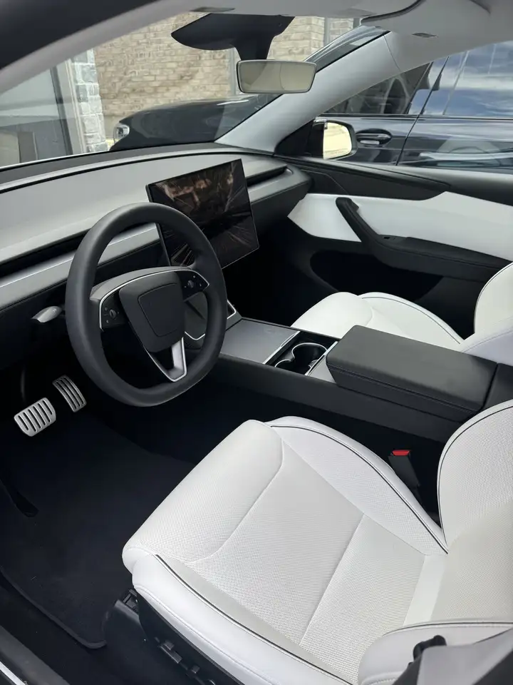 Tesla Model Y - Image 5