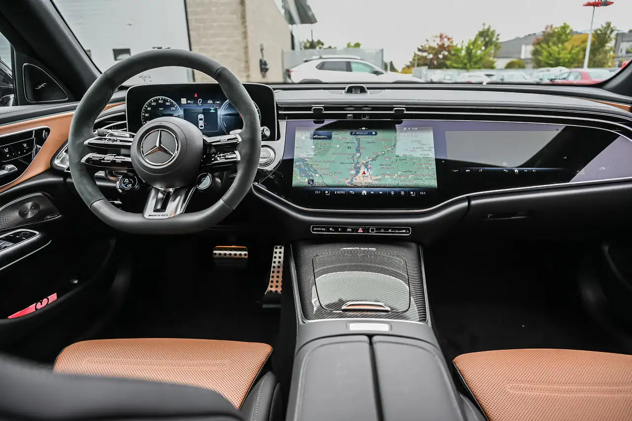 Mercedes-Benz E-Class - Image 18