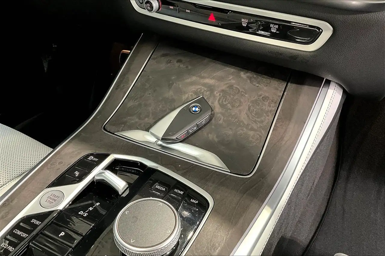 BMW X5 - Image 36