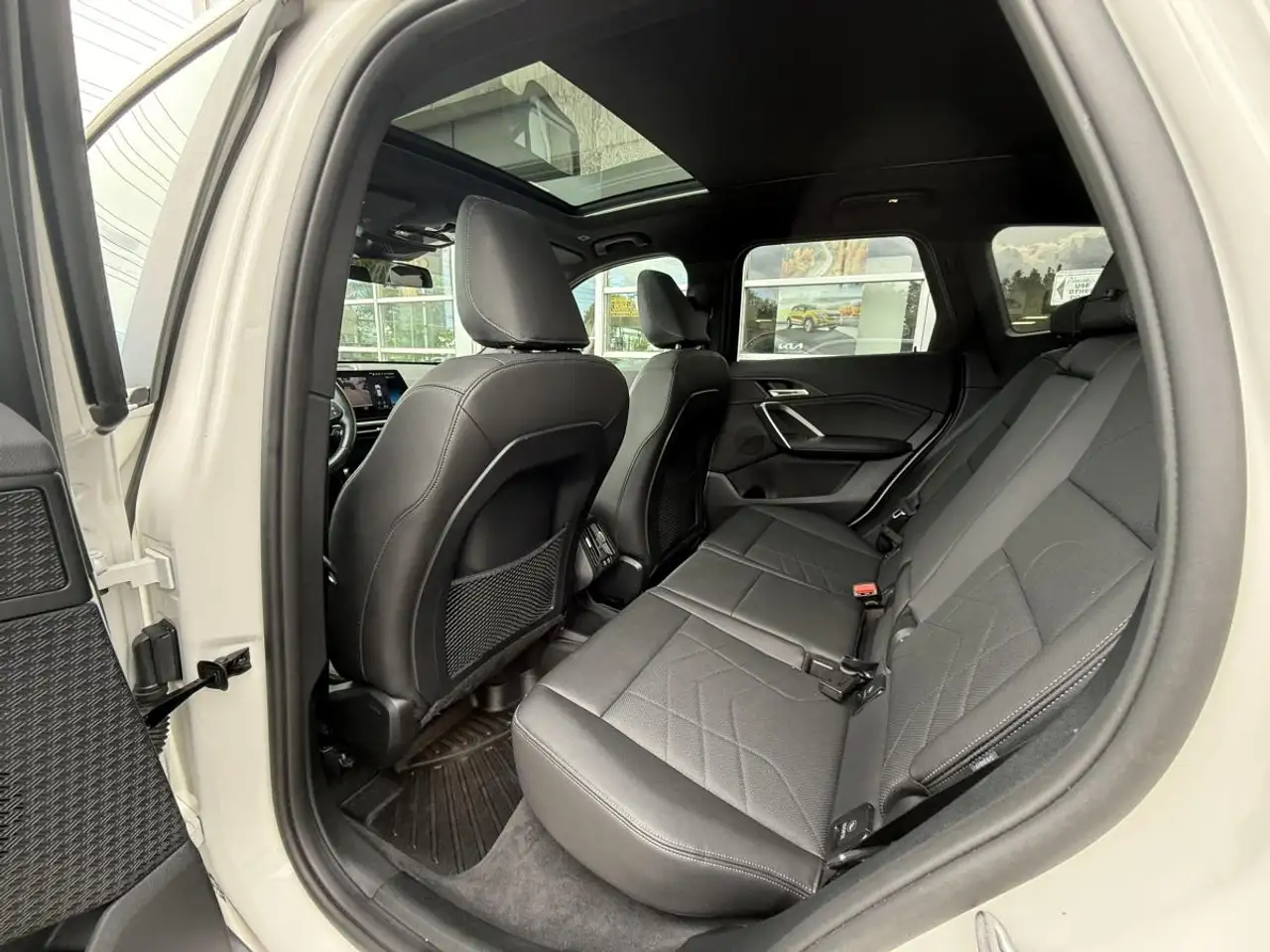 BMW X1 - Image 9