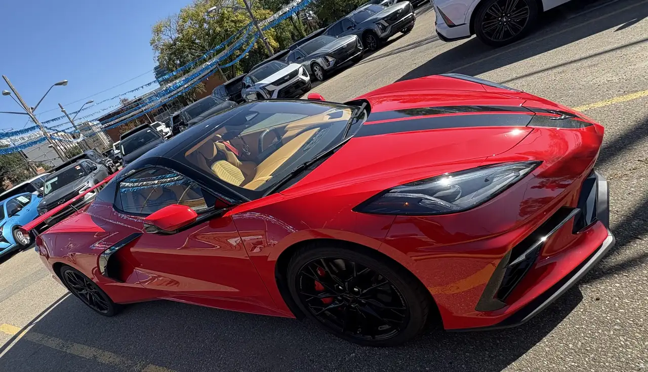 Chevrolet Corvette - Image 6