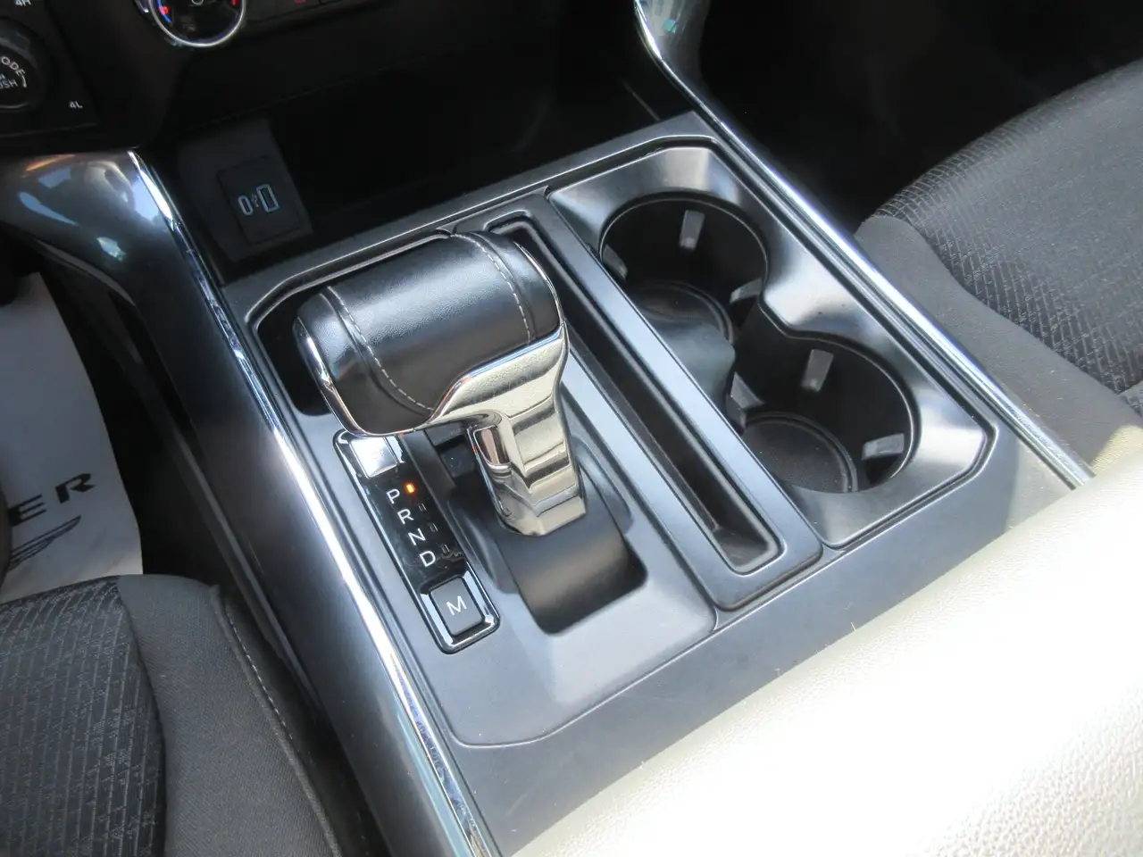 Ford F-150 - Image 37