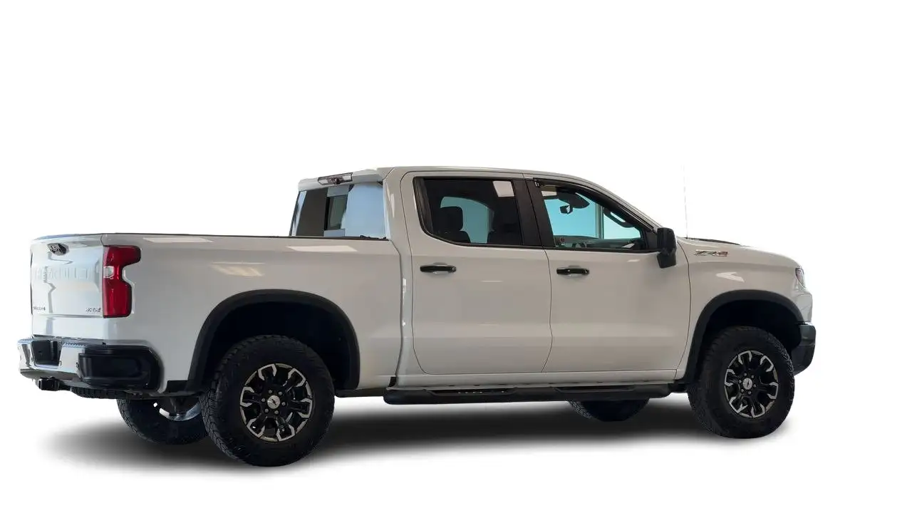 Chevrolet Silverado 1500 - Image 15