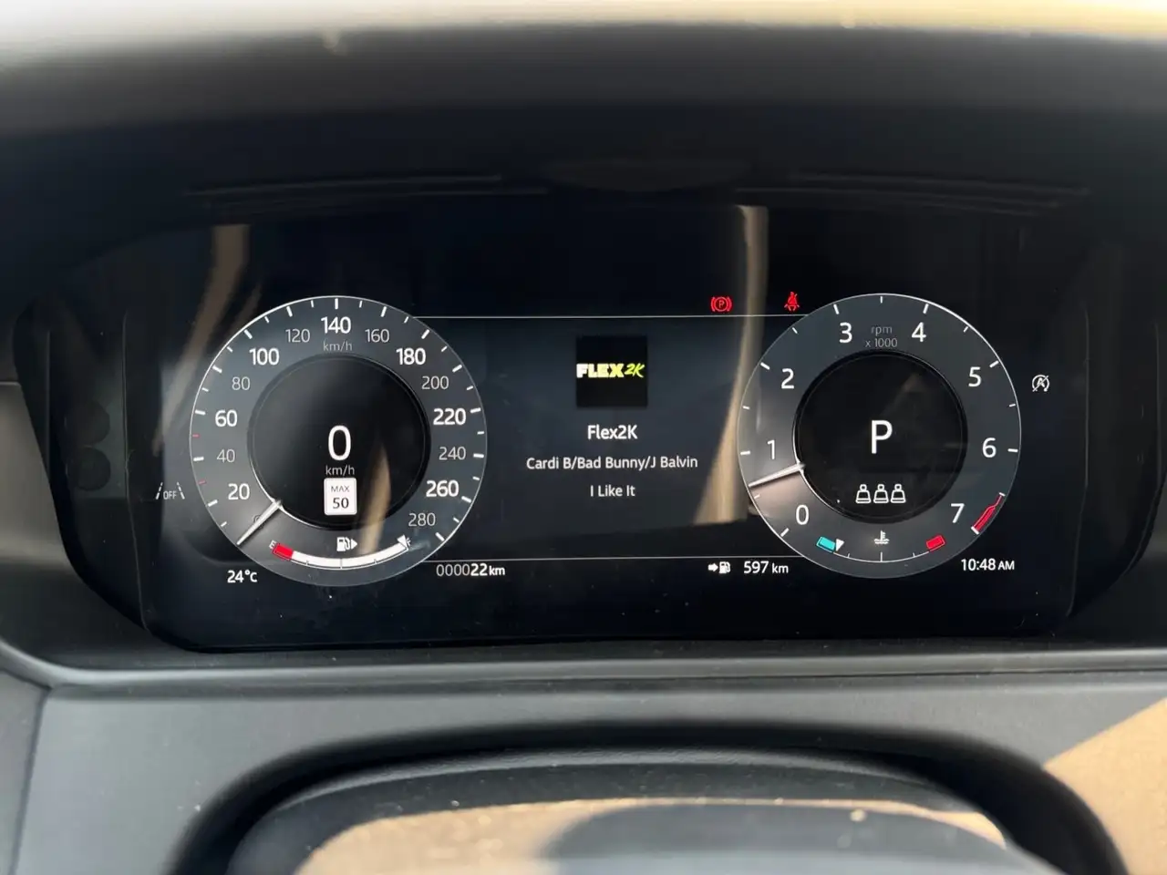 Land Rover Range Rover Velar - Image 12