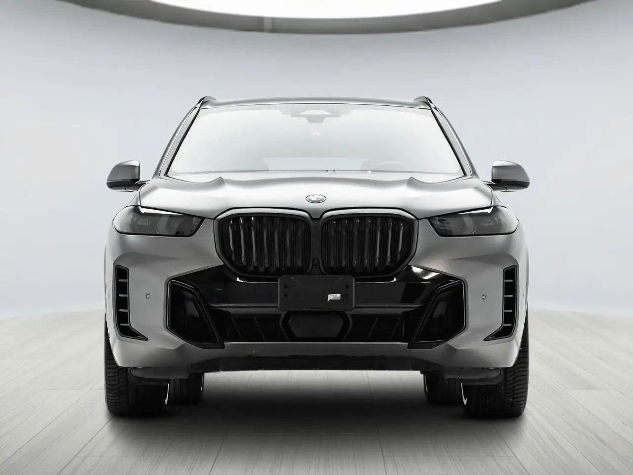 BMW X5 - Image 2