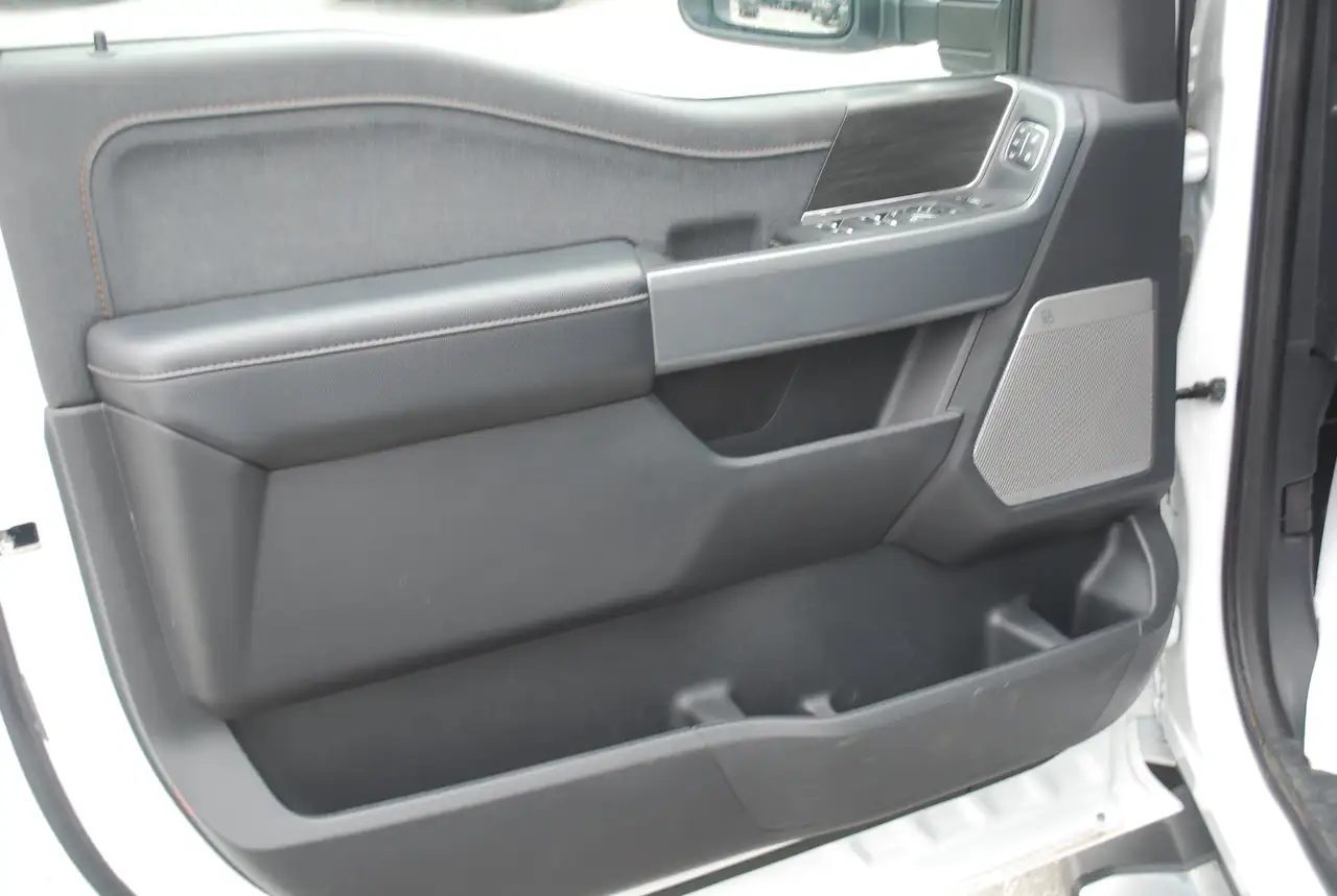 Ford F-150 - Image 13